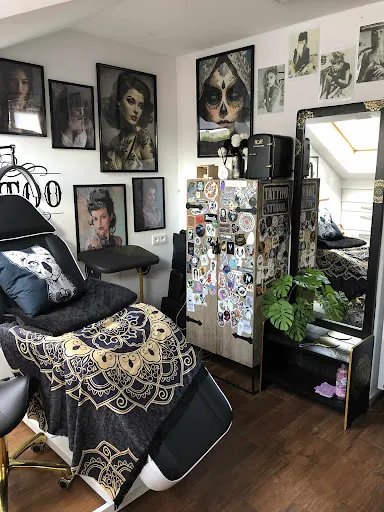 Lady Ornament Tattoo